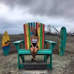 Meet your Posher, Abby